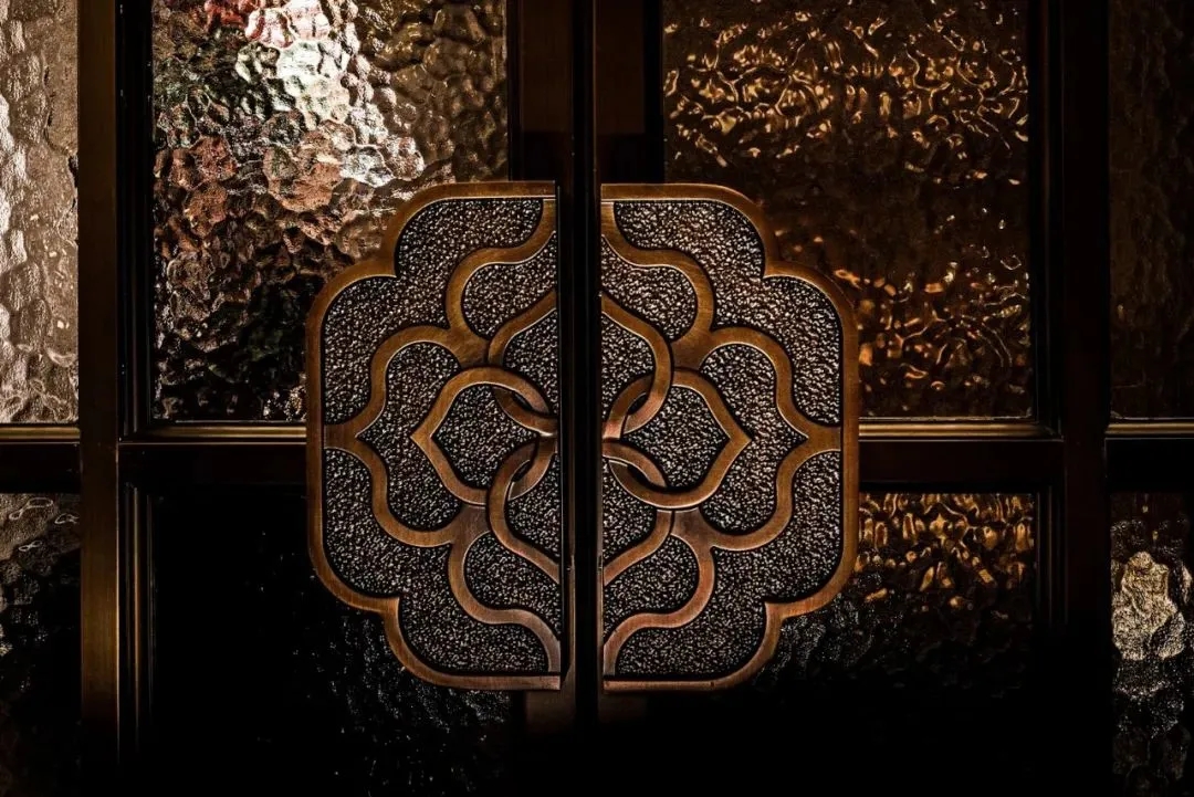 上海新荣记餐厅门把手设计